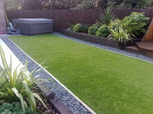 Aritificial Grass providing an excellent look lawn surface